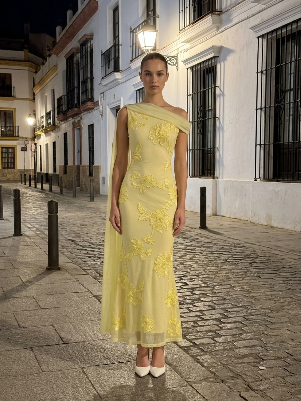 HADASSAH Women's Sleeveless Floral Appliqué Maxi Dress